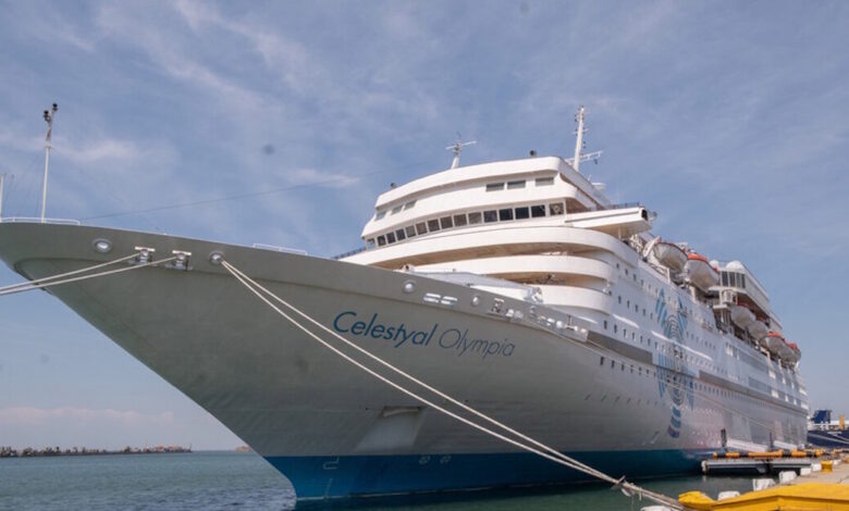 Η-celestyal-cruises-ακυρώνει-όλες-τις-κρουαζιέρες-Απριλίου-–-Εγκλωβισμένα-2-πλοία-στον-Περσικό-Κόλπο