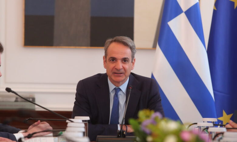 Κυριάκος-Μητσοτάκης-στη-σύσκεψη-για-την-κατάσταση-στην-αγορά:-Από-αύριο-η-επιδότηση-diesel,-γίνονται-εκατοντάδες-έλεγχοι