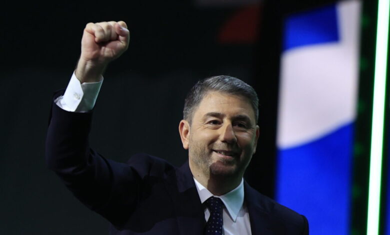 Ανδρουλάκης:-Θα-περιμένω-τον-Μητσοτάκη-στη-Βουλή-την-Παρασκευή,-πρέπει-να-φύγουν-για-το-καλό-του-τόπου