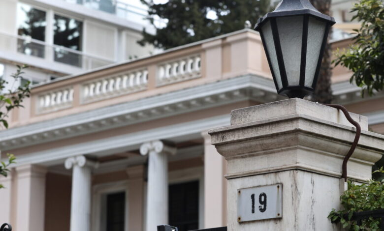 ΝΔ:-Σχέδιο-αποδόμησης-απέναντι-στη-γραμμή-του-ΠΑΣΟΚ-κατά-της-συγκυβέρνησης