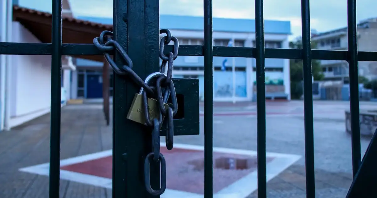 Πού-θα-είναι-κλειστά-τα-σχολεία-λόγω-της-κακοκαιρίας-–-Με-τηλεκπαίδευση-τα-μαθήματα