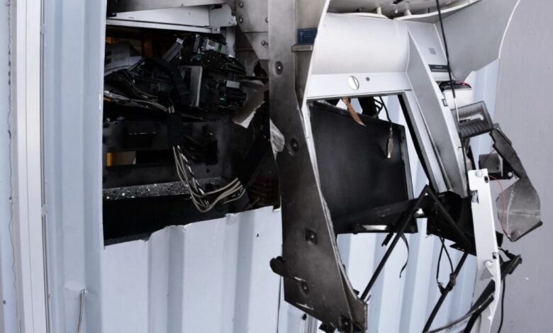 Μαρκόπουλο:-Ανατίναξαν-ΑΤΜ-σε-σούπερ-μάρκετ-τα-ξημερώματα