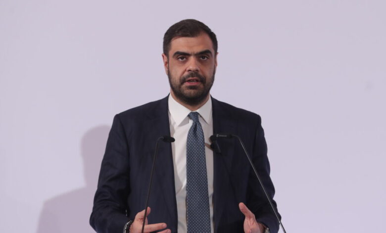 Μαρινάκης:-Τέλος-στην-ομηρία-των-περιφερειακών-τηλεοπτικών-σταθμών,-σε-δημόσια-διαβούλευση-το-νομοσχέδιο-για-οριστική-αδειοδότηση