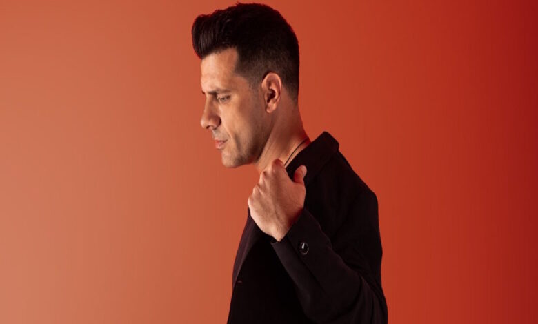 Θοδωρής-Φέρρης:-Η-φετινή-καλοκαιρινή-περιοδεία-του-«Όσο-θα-γυρίζει-η-γη»