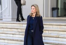 Μαρία-Καρυστιανού:-Το-νέο-κόμμα-που-ανακοίνωσε-την-ημέρα-των-γενεθλίων-της-κόρης-της-Μάρθης-και-το-πρώτο-«σποτ»-με-την-κλεψύδρα