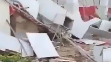 Σεισμός-7,4-Ρίχτερ-στην-Ινδονησία-και-προειδοποίηση-για-τσουνάμι,-βίντεο-από-το-χτύπημα-του-Εγκέλαδου