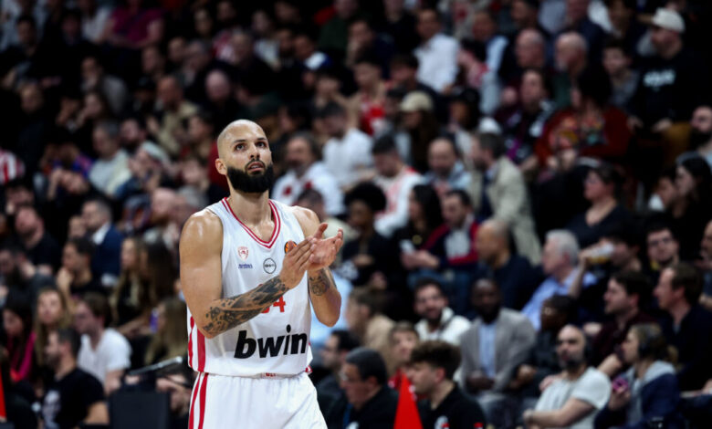 Ο-Εβάν-Φουρνιέ-σχολίασε-τις-νίκες-της-ΑΕΚ-και-του-ΠΑΟΚ-στην-Ευρώπη:-«Έκαναν-τα-δικά-τους-σήμερα»