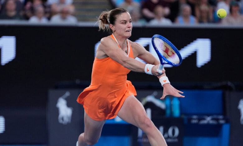 Μαρία-Σάκκαρη-–-Πάουλα-Μπαντόσα-0-2:-Ήττα-και-αποκλεισμός-για-την-Ελληνίδα-τενίστρια-στο-Τσάρλεστον
