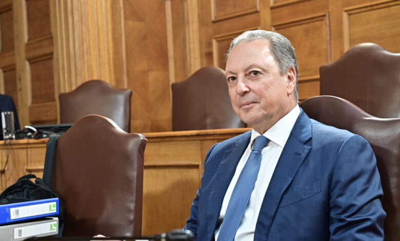 ΟΠΕΚΕΠΕ:-Λιβανός,-Καραμανλής,-Αραμπατζή-ανάμεσα-στους-13-βουλευτές-που-περιέχονται-στη-νέα-δικογραφία-–-Όλα-τα-ονόματα