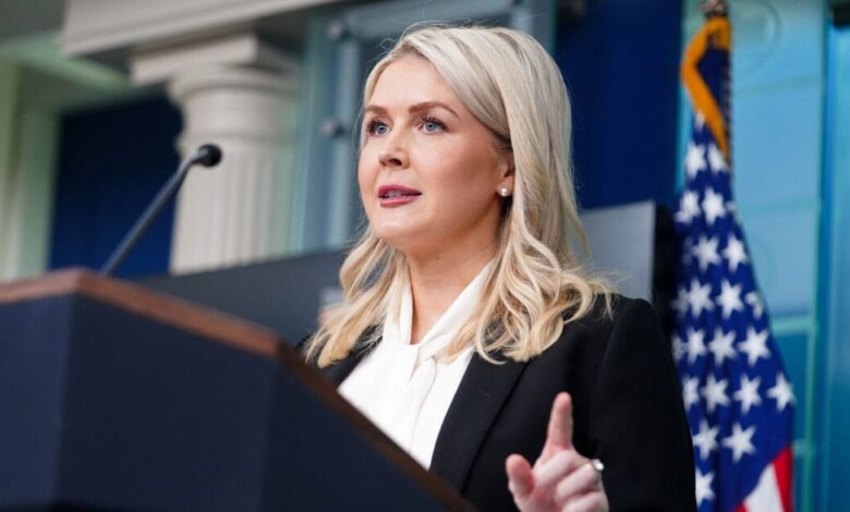 Ο-Τραμπ-μαλώνει-την-Καρολάιν-Λέβιτ-για-τα-ΜΜΕ:-«Κάνεις-τρομερά-κακή-δουλειά»,-δείτε-βίντεο