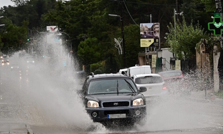 Καιρός-αύριο:-Ισχυρές-βροχές-και-χαλάζι-σε-όλη-την-χώρα-–-Θυελλώδεις-άνεμοι-έως-8-μποφόρ-σε-Αιγαίο-και-Κρήτη