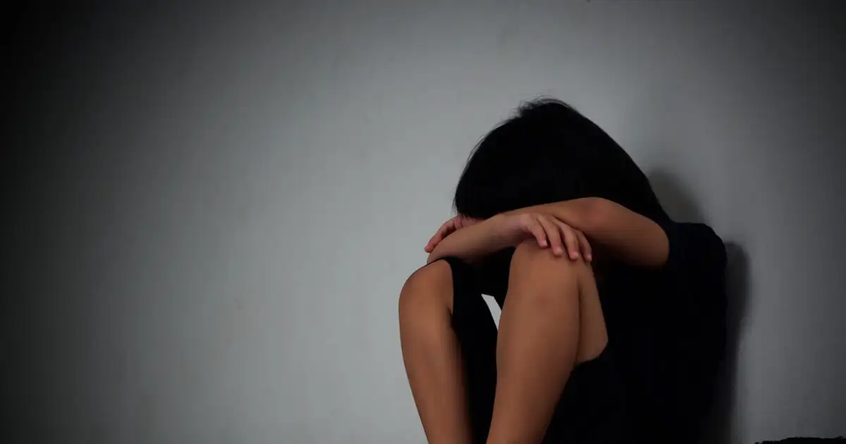 Βόλος:-Ένοχοι-γονείς-για-κακοποίηση-και-βασανιστήρια-σε-βάρος-των-παιδιών-τους-–-Τα-χτυπούσαν-με-μαστίγιο-και-τους-έφτυναν-το-φαγητό