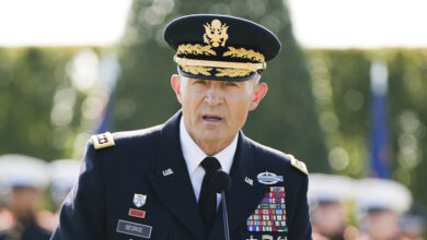 ΗΠΑ:-Ο-υπουργός-Πολέμου,-Πιτ-Χέγκσεθ,-ζητά-την-παραίτηση-του-αρχηγού-του-Γενικού-Επιτελείου-Στρατού