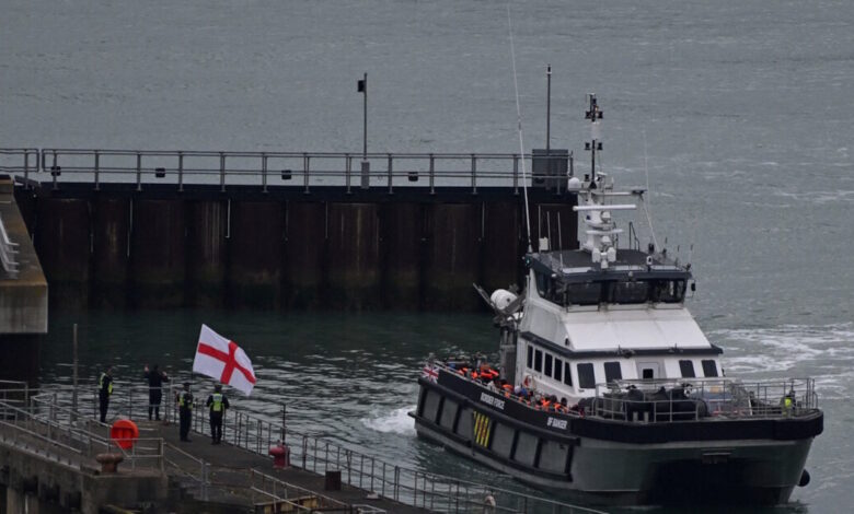 Μάγχη:-Στους-111-οι-μετανάστες-που-διασώθηκαν-από-την-γαλλική-και-την-βρετανική-ακτοφυλακή