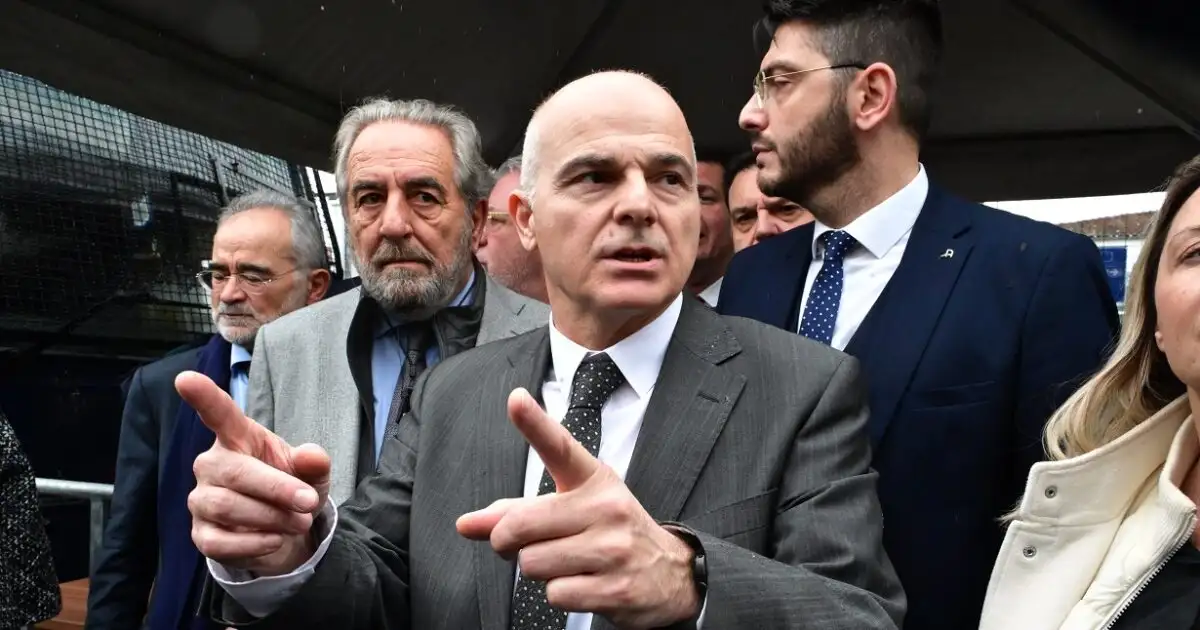 Τέμπη:-Στον-αέρα-η-δίκη-για-τα-χαμένα-βίντεο-–-«Κινδυνεύουμε-να-ξεκινήσουμε-από-το-μηδέν»