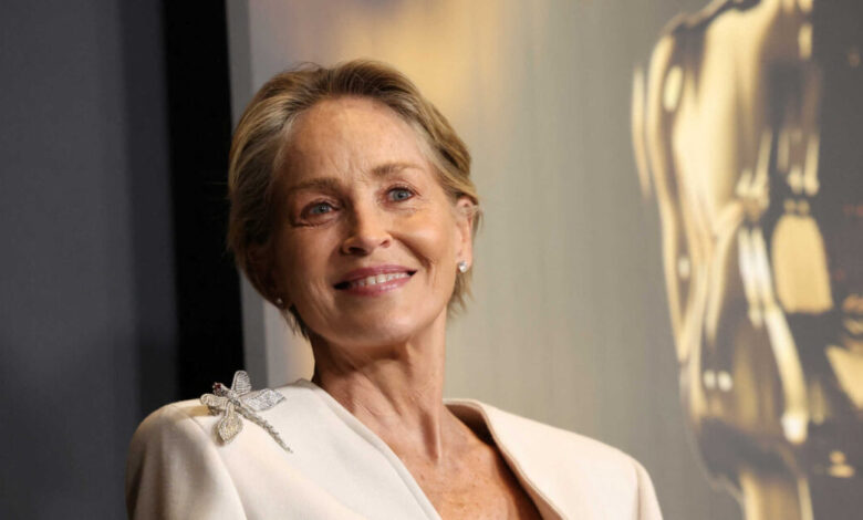 Η-Σάρον-Στόουν-αποκαλύπτει:-Ο-Ρόμπερτ-ντε-Νίρο-είναι-ο-ηθοποιός-που-φιλάει-καλύτερα-στο-Χόλυγουντ