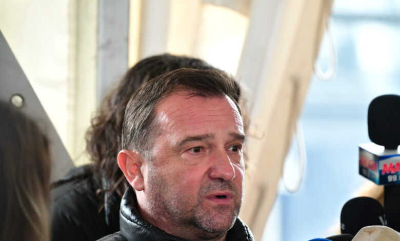 Νίκος-Πλακιάς:-«Δεν-θα-επιτρέψω-να-γίνει-μπάχαλο-η-δίκη-για-τα-Τέμπη-–-Για-μένα-η-Καρυστιανού-είναι-πολιτικός»