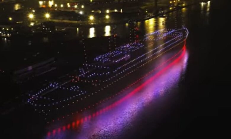 Βίντεο-με-εντυπωσιακή-αναπαράσταση-του-Τιτανικού-με-950-drones-στο-λιμάνι-του-Μπέλφαστ