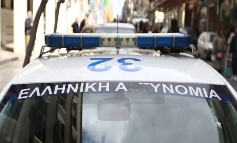 Ηράκλειο:-17χρονος-σε-σπείρα-που-εξαπατούσε-ηλικιωμένους-παίρνοντας-χρήματα-και-κοσμήματα