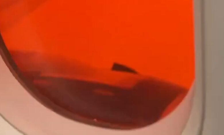 Κρήτη:-Τρόμος-για-γυναίκα-που-πετούσε-πάνω-από-τον-πορτοκαλί-ουρανό-που-έφερε-η-κακοκαιρία-erminio