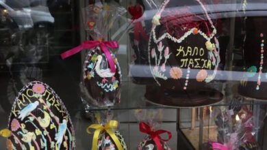 Εορταστικό-ωράριο-Πάσχα-2026:-Ανοιχτά-τα-καταστήματα-την-Κυριακή-–-Πώς-θα-λειτουργήσουν-τη-Μ.-Εβδομάδα