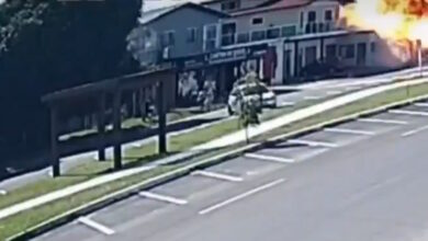 Βραζιλία:-4-νεκροί-σε-συντριβή-ιδιωτικού-αεροσκάφους-σε-εστιατόριο,-η-στιγμή-της-τραγωδίας