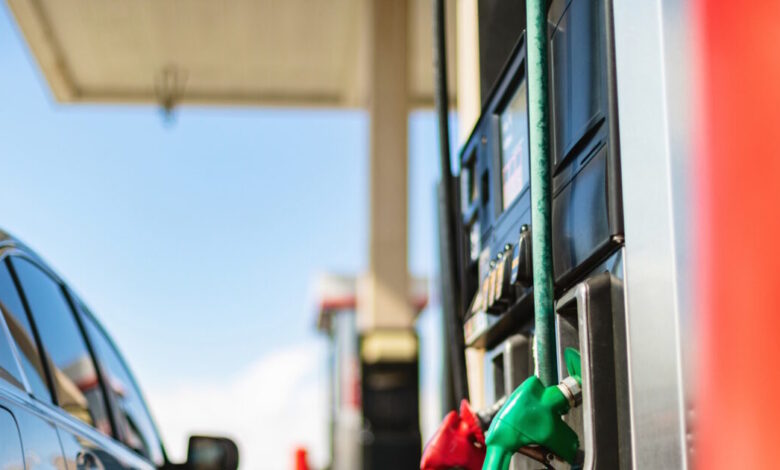 Σε-Ρόδο-και-Αττική-τα-πρώτα-πρόστιμα-για-παραβάσεις-του-πλαφόν-κερδών-στα-καύσιμα