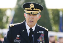 Ο-Πιτ-Χέγκσεθ-ζήτησε-την-παραίτηση-του-αρχηγού-του-Γενικού-Επιτελείου-Στρατού-εν-μέσω-πολέμου