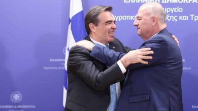 Σχοινάς-στο-ΥΠΑΑΤ:-Ο-άνθρωπος-των-Βρυξελλών-παραλαμβάνει-χωράφια