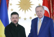 Στην-Τουρκία-ο-Βολοντίμιρ-Ζελένσκι:-Συνάντηση-με-τον-Ερντογάν-και-τον-Πατριάρχη-Βαρθολομαίο