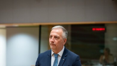 Ερευνώ-–-Καινοτομώ:-Φορολογικά-κίνητρα-και-237-εκατ.-ευρώ-για-επιχειρήσεις-και-έρευνα