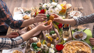 Ακριβότερο-κατά-20%-το-φετινό-πασχαλινό-τραπέζι-–-Πάνω-από-410-ευρώ-το-κόστος-για-6-άτομα