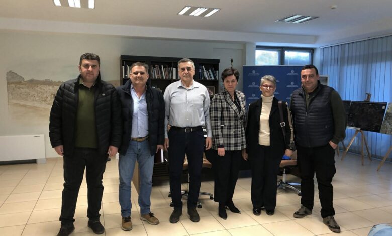 Κουρέτας:-Ξεκινούν-οι-καθαρισμοί-Απιδανού-και-Φαρσαλίτη