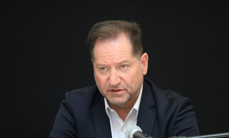 Ο-Αχιλλέας-Νταβέλης-τα-έχωσε-στους-παίκτες-της-ΑΕΛ:-«Αρκετά-με-το-σκωτσέζικο-ντους-όσων-δεν-σέβονται-την-ομάδα-και-τους-στόχους-της»