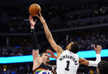 Αποτελέσματα-nba:-«Τιτανομαχία»-Γιόκιτς-–-Γουεναμπανιάμα-με-νικητές-τους-Νάγκετς-στην-παράταση