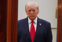 Συνεχίζει-τις-απειλές-ο-Τραμπ-για-τα-Στενά-του-Ορμούζ: «Ανοίξτε-τα-ή-θα-πάτε-στην-κόλαση»