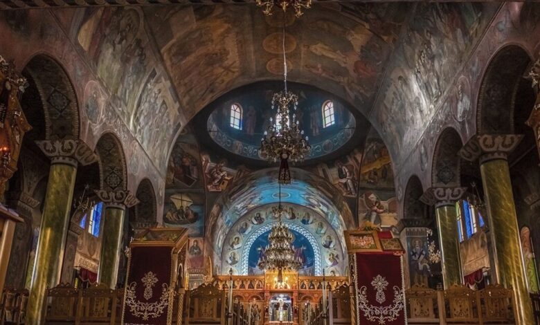 Μεγάλη-Εβδομάδα:-Η-σιωπή-που-επιστρέφει-σε-έναν-κόσμο-που-δεν-σταματά-ποτέ-–-Το-Πάσχα-που-ολοκληρώνει-το-νόημα-των-ημερών