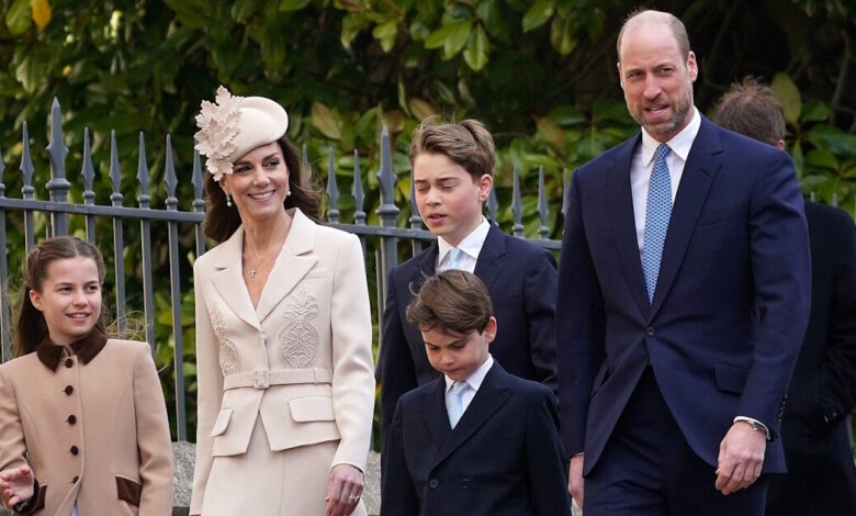 Η-βασιλική-οικογένεια-στην-λειτουργία-της-Κυριακής-του-Πάσχα-–-Η-εντυπωσιακή-Κέιτ-Μίντλετον-και-o-πρίγκιπας-Τζορτζ-που-ψήλωσε