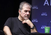 Συγκινεί-ο-Δημήτρης-Σταρόβας-για-την-περιπέτεια-της-υγείας-του:-Αν-ζούσε-η-μάνα-μου-δεν-θα-το-άντεχε