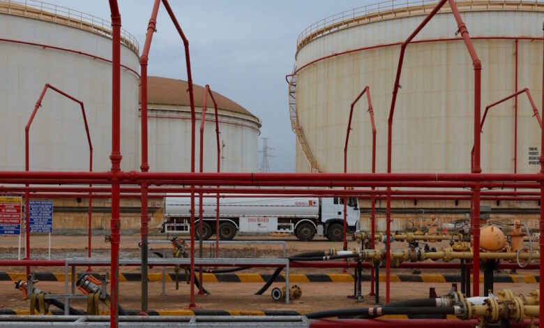 Το-πετρέλαιο-υποχωρεί-μετά-τις-φήμες-για-προωθούμενη-εκεχειρία-45-ημερών-αλλά-οι-επενδυτές-περιμένουν-επιβεβαίωση-στην-ομιλία-Τραμπ