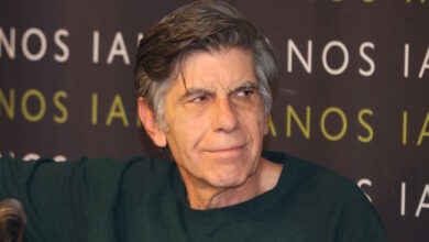 Γιάννης-Μπέζος:-Η-Ζωή-Κωνσταντοπούλου-είναι-μία-ακρότητα-που-γίνεται-λίγο-αστεία-μερικές-φορές