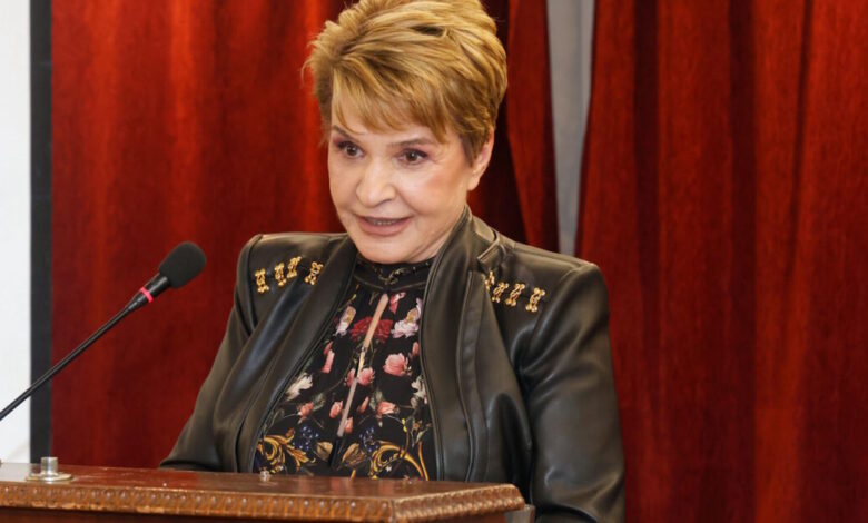 Κατιάνα-Μπαλανίκα:-Δε-θα-έγραφα-βιβλίο-για-τη-ζωή-μου