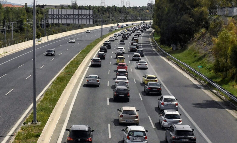 Ο-δήμος-Αθηναίων-επιστρέφει-από-Μεγάλη-Τρίτη-διπλώματα-λόγω-Πάσχα-–-Ποιοι-εξαιρούνται