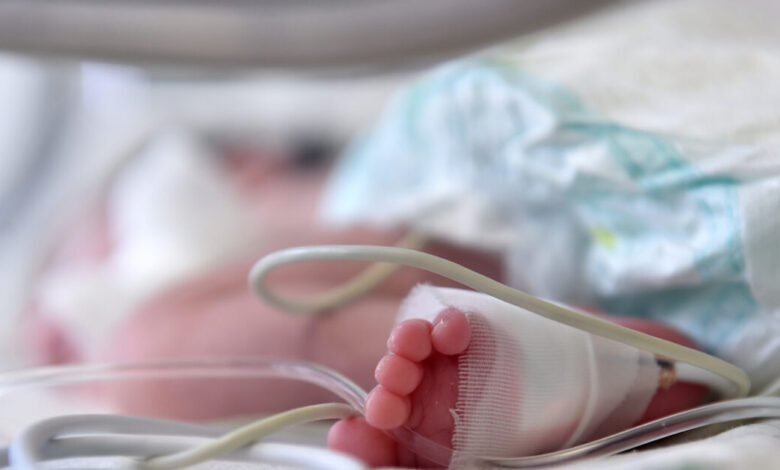 Ρόδος:-Γονείς-πήραν-άρρωστο-βρέφος-από-θάλαμο-του-νοσοκομείου-και-επέστρεψε-σε-κρίσιμη-κατάσταση