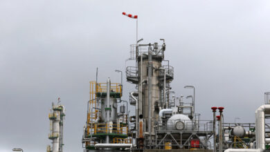 Το-πετρέλαιο-ανεβαίνει-πάλι-στις-«κορυφές»-του-2022-–-Σε-αναβρασμό-η-αγορά-μετρά-αντίστροφα-για-το-τελεσίγραφο-Τραμπ