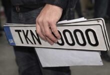 Επιστροφή-πινακίδων-στα-Τρίκαλα-για-το-Πάσχα-από-Μ.-Τρίτη