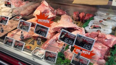 «Πουλάω-μόνο-ρουμάνικα-αρνιά-και-κατσίκια»-–-«Η-εκτίναξη-των-τιμών-οδηγεί-στην-αγορά-εισαγόμενων»-λένε-ιδιοκτήτες-κρεοπωλείων
