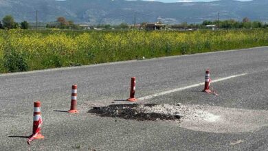 Μπαλκούρα:-Η-«έξυπνη»-λακκούβα-που-δεν-λέει-να-κλείσει