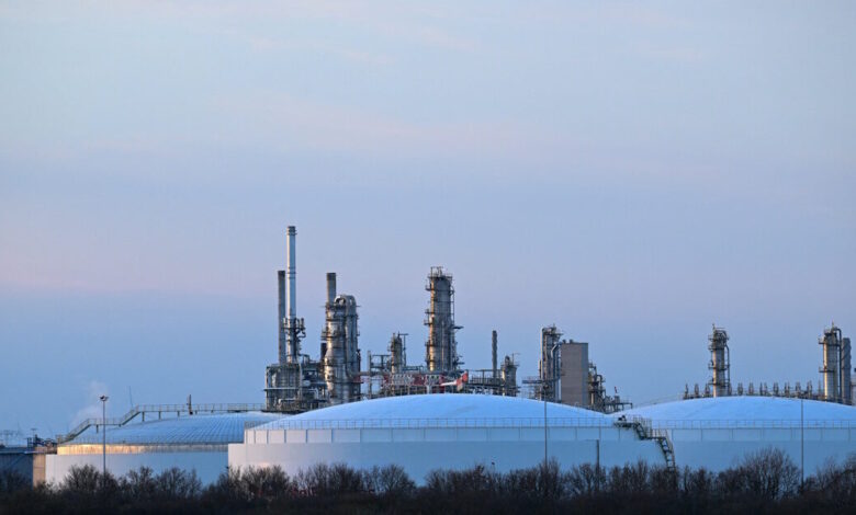 Το-πετρέλαιο-«σκαρφαλώνει»-σε-υψηλά-τετραετίας-με-οδηγό-τις-νέες-απειλές-Τραμπ-–-Πάνω-από-3%-η-άνοδος-για-το-αμερικανικό-αργό-wti