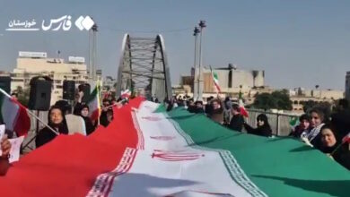 Μέση-Ανατολή:-«Θα-συμβεί-απόψε»-λέει-ο-Τραμπ-–-Με-ανθρώπινες-αλυσίδες-σε-εργοστάσια-ηλεκτρικής-ενέργειας,-απαντά-το-Ιράν-–-live-όλες-οι-εξελίξεις